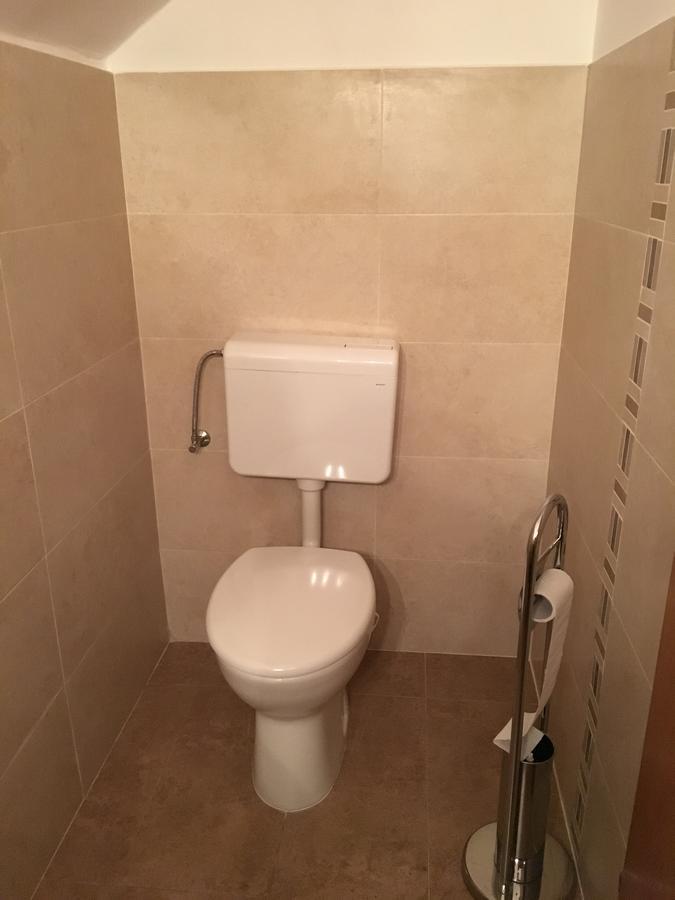Apartman "Ela" Njivice Bagian luar foto